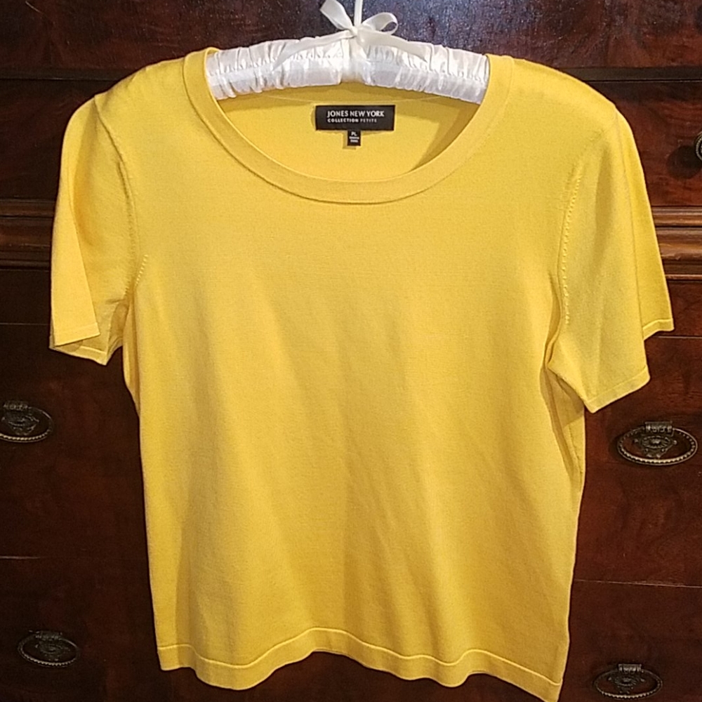 Jones New York collection petite top